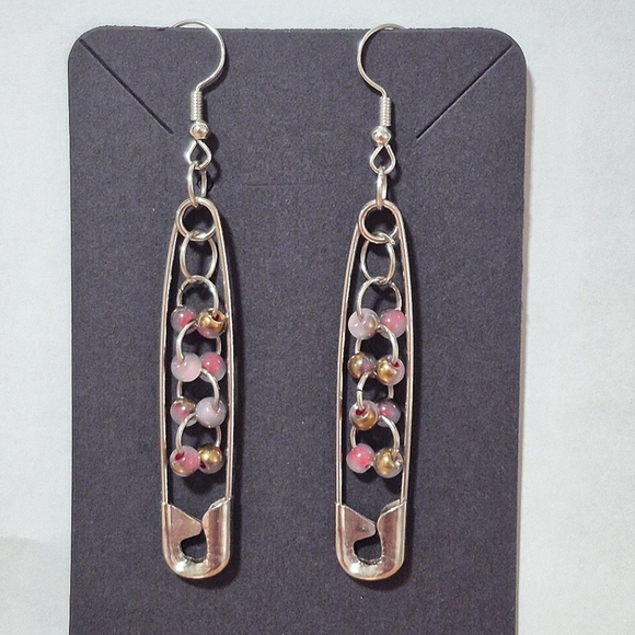 crowsgrove Jewelry - Handmade Dangle Earrings Pink/Gold Beads